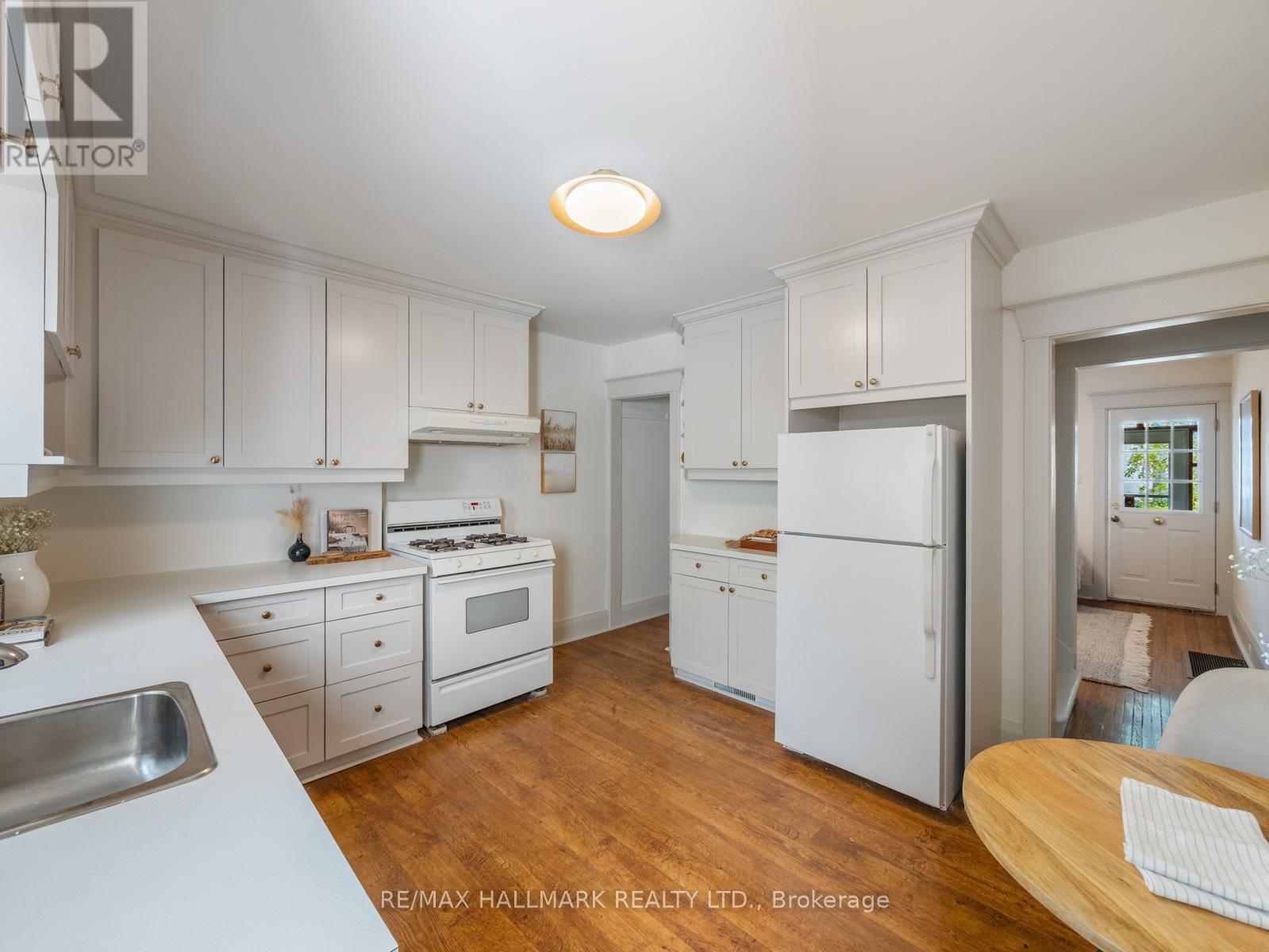 193 Wheeler Avenue, Toronto, Ontario  M4L 3V5 - Photo 10 - E12460446