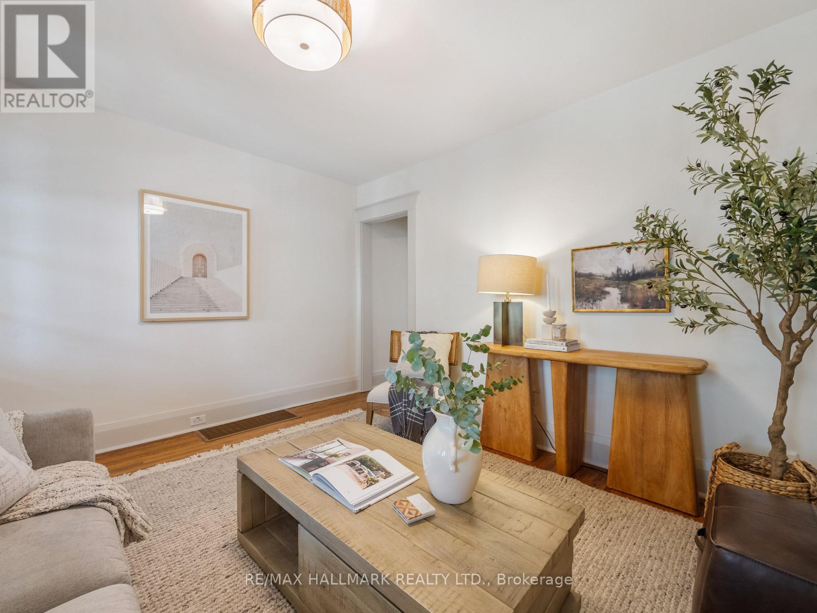 193 Wheeler Avenue, Toronto, Ontario  M4L 3V5 - Photo 7 - E12460446