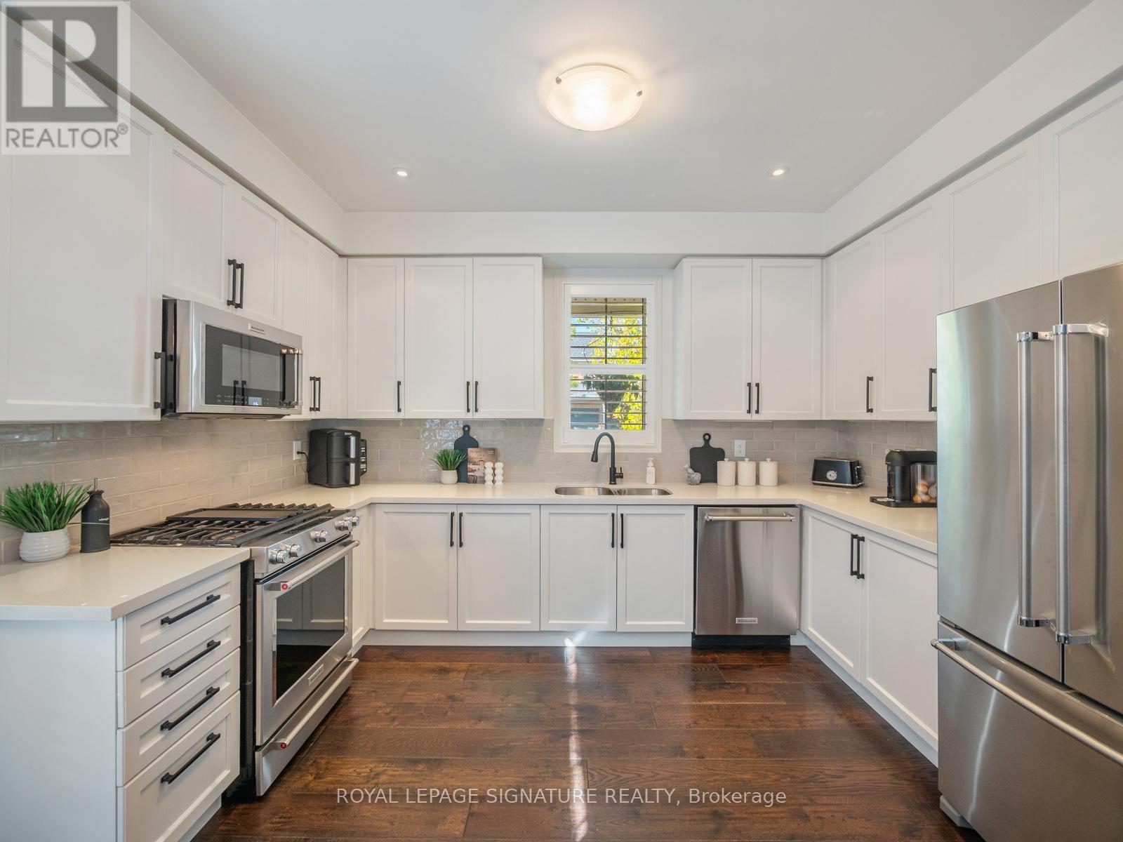 2 Denbury Court, Whitby, Ontario  L1M 2P3 - Photo 15 - E12460447