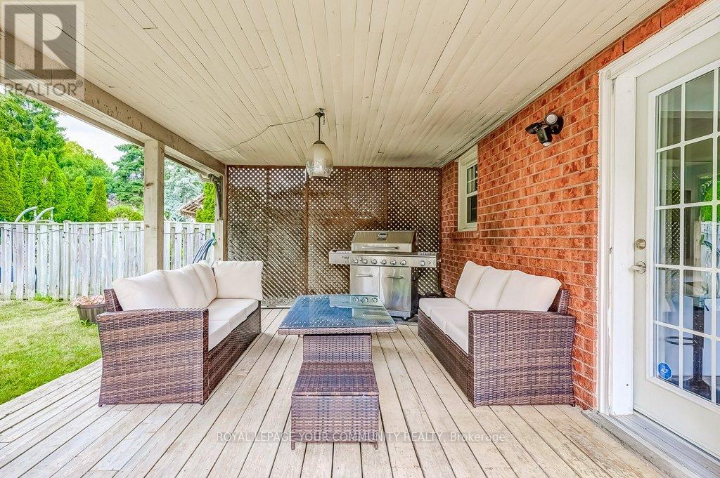 44 Canadian Oaks Drive, Whitby, Ontario  L1N 6W8 - Photo 29 - E12460465