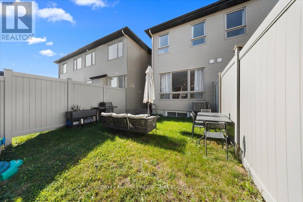 54 Bergschrund Walk, Ottawa, Ontario  K1W 0P9 - Photo 31 - X12460075