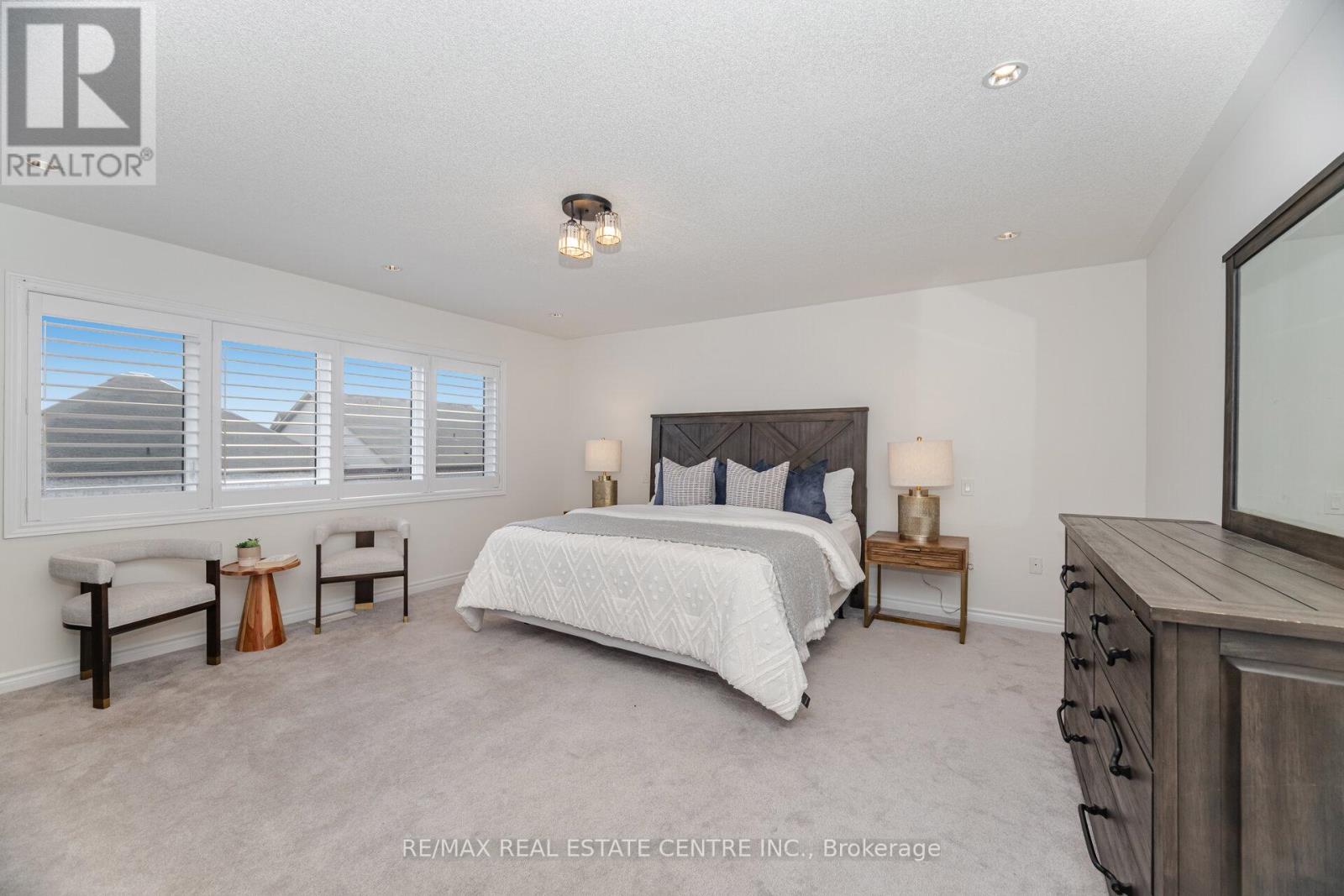 1438 Mcroberts Crescent, Innisfil, Ontario  L9S 0J9 - Photo 21 - N12460361