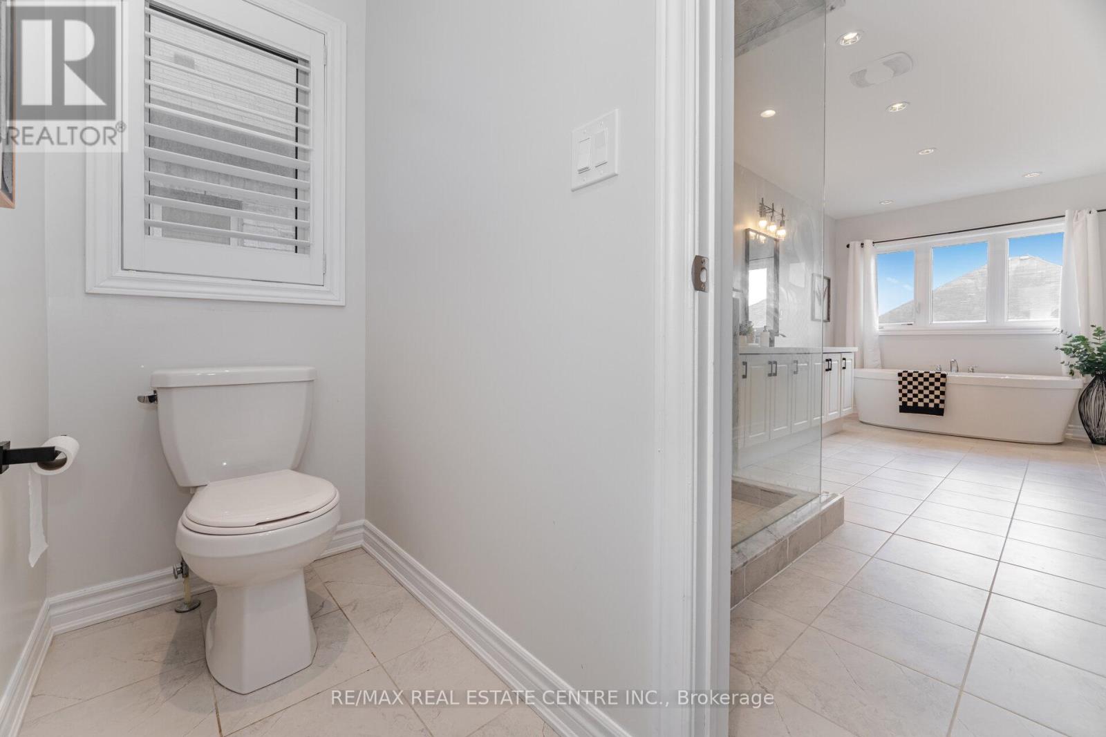 1438 Mcroberts Crescent, Innisfil, Ontario  L9S 0J9 - Photo 27 - N12460361