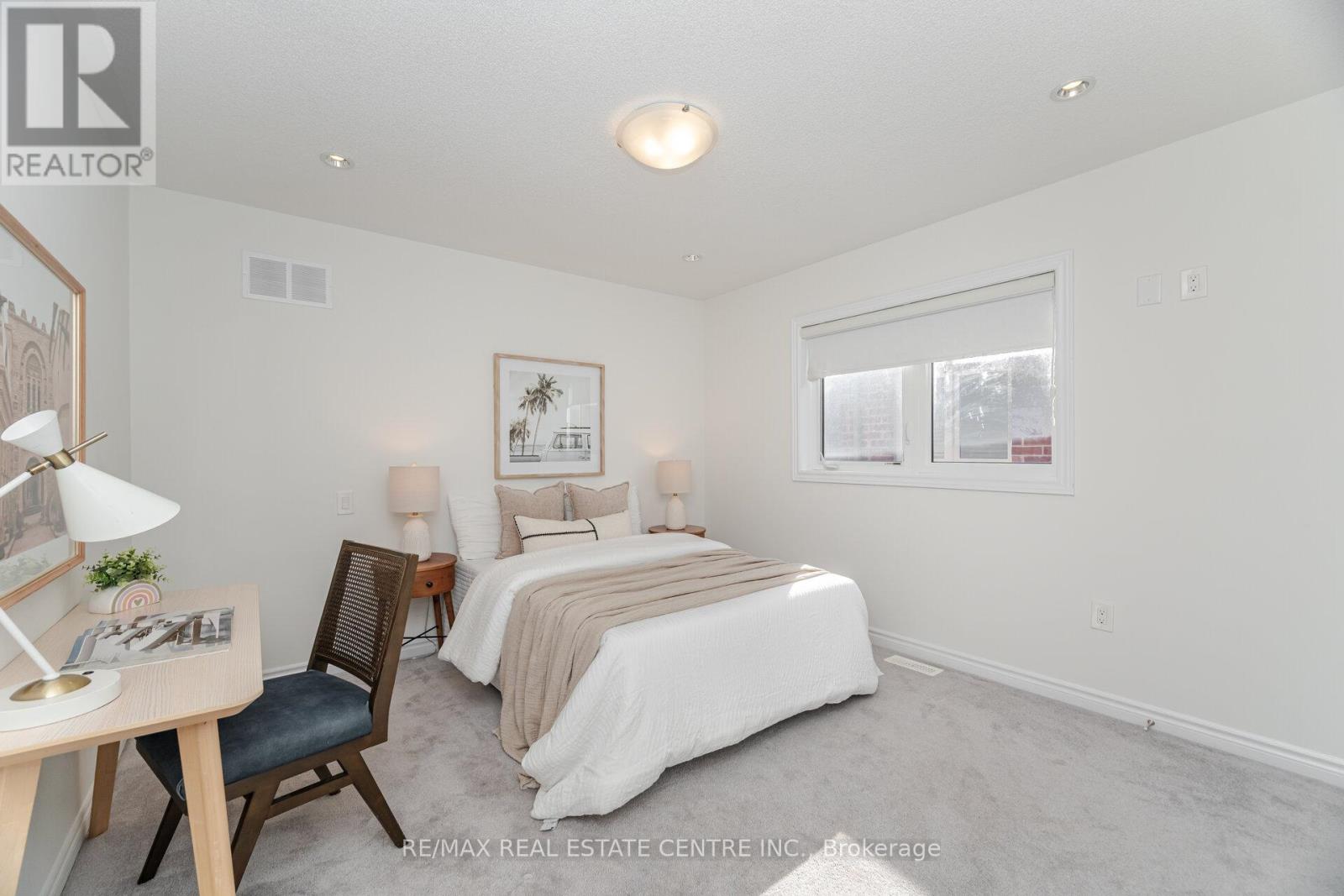 1438 Mcroberts Crescent, Innisfil, Ontario  L9S 0J9 - Photo 36 - N12460361