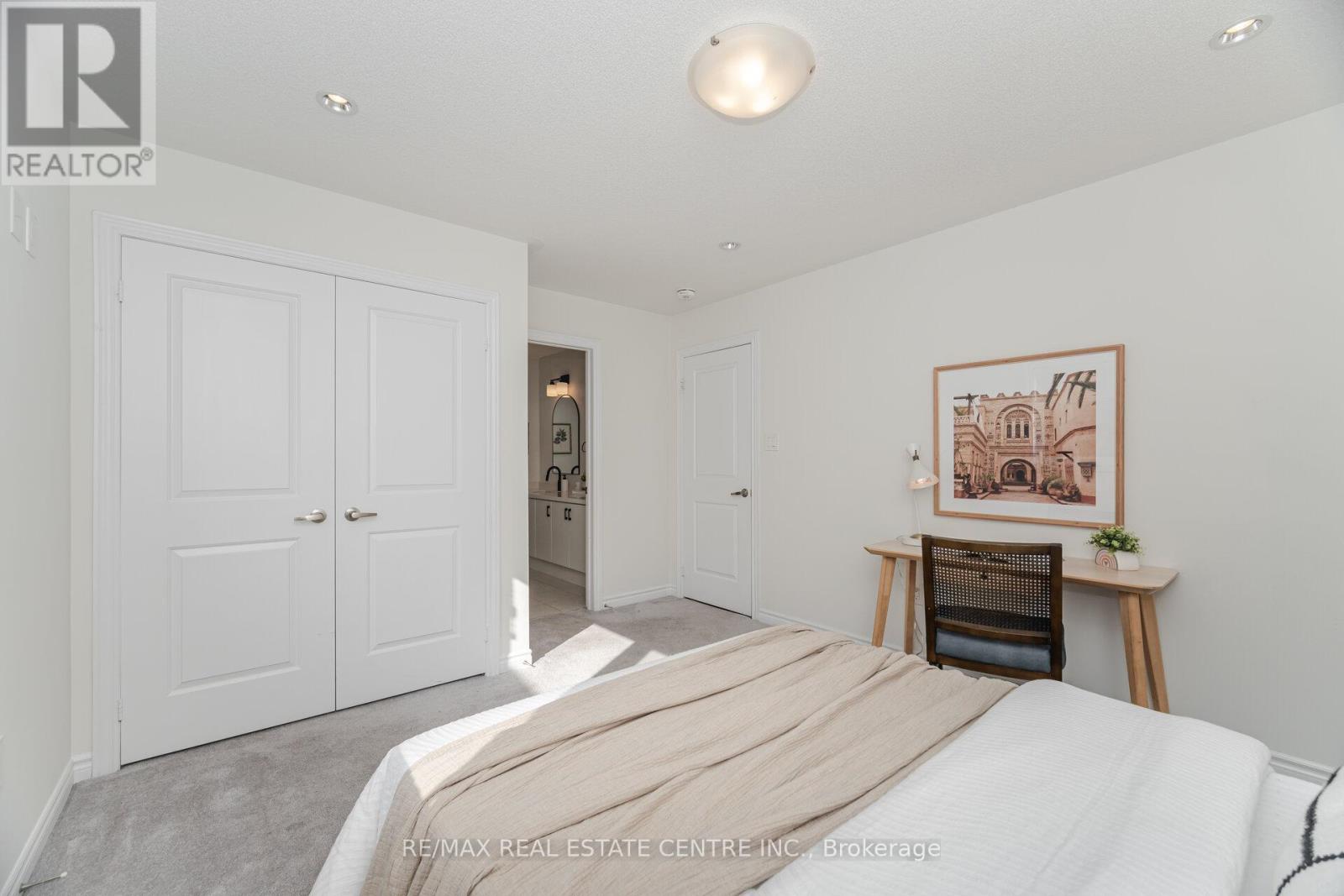 1438 Mcroberts Crescent, Innisfil, Ontario  L9S 0J9 - Photo 37 - N12460361