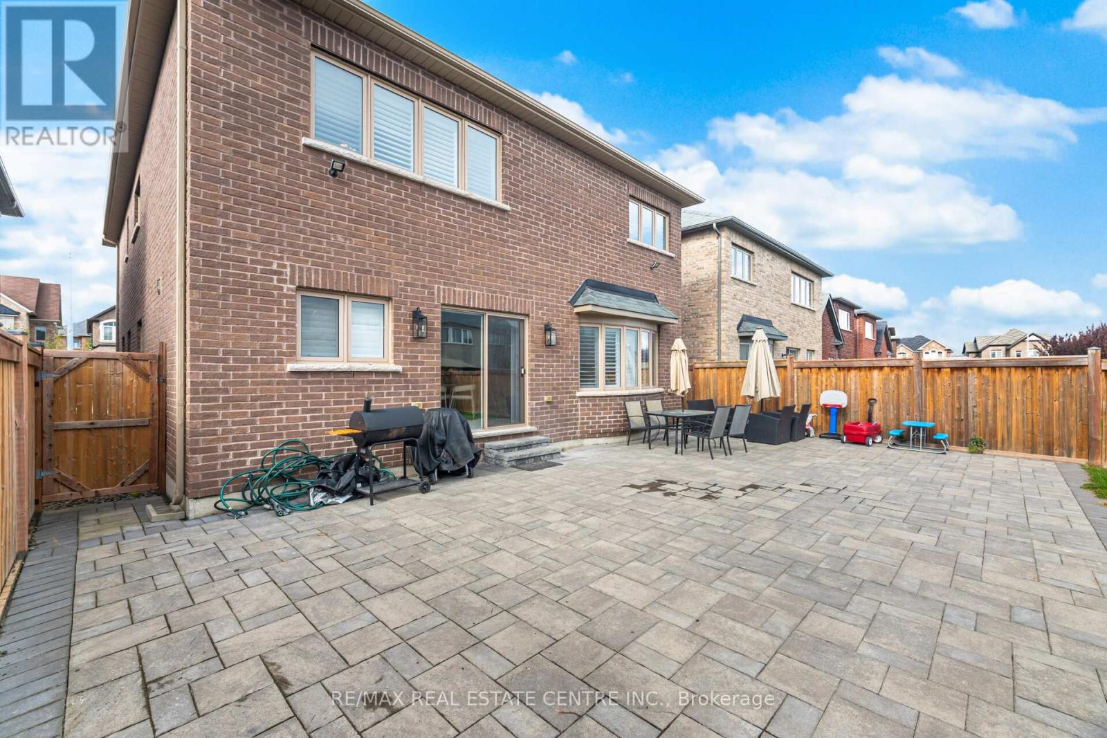 1438 Mcroberts Crescent, Innisfil, Ontario  L9S 0J9 - Photo 42 - N12460361