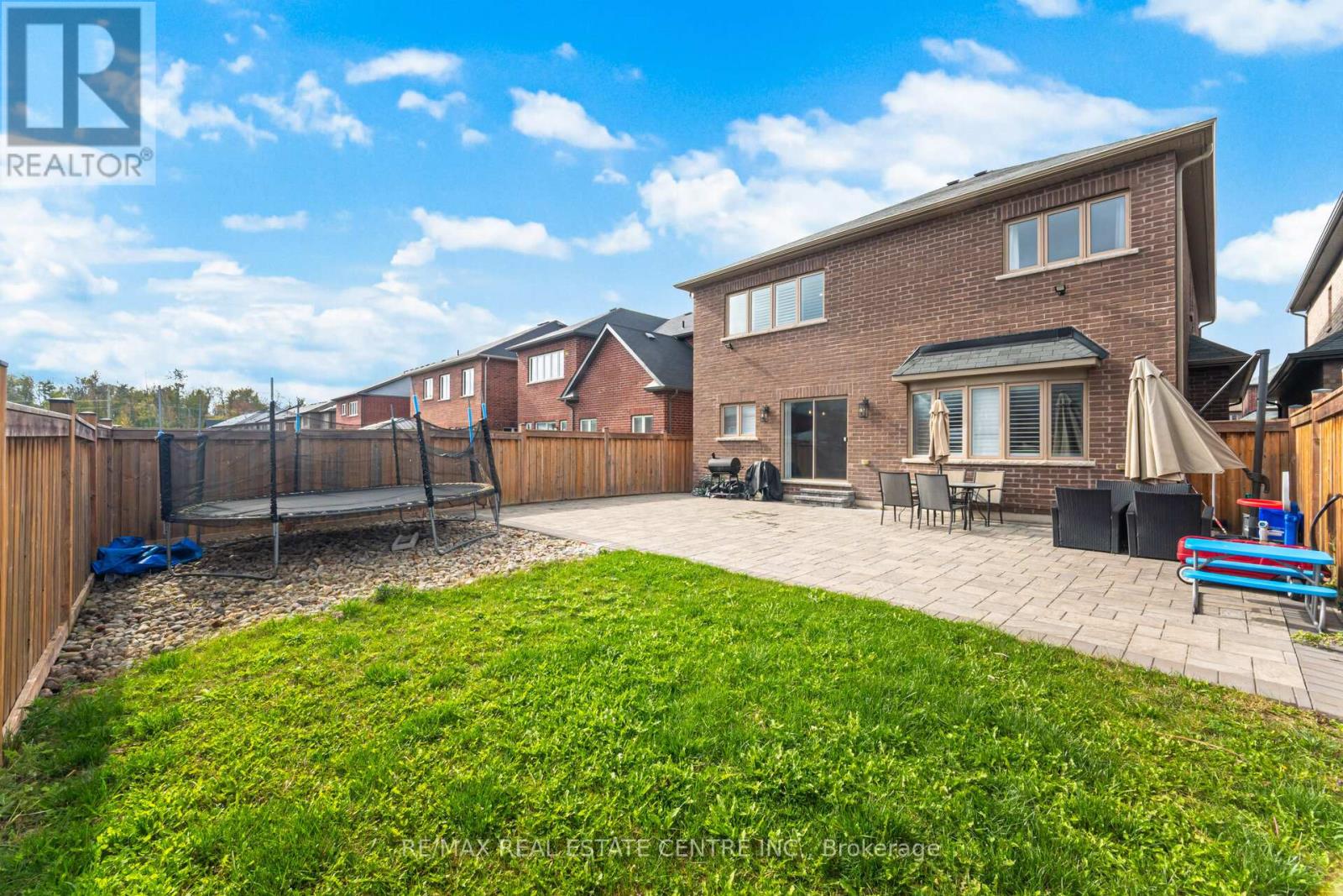 1438 Mcroberts Crescent, Innisfil, Ontario  L9S 0J9 - Photo 44 - N12460361