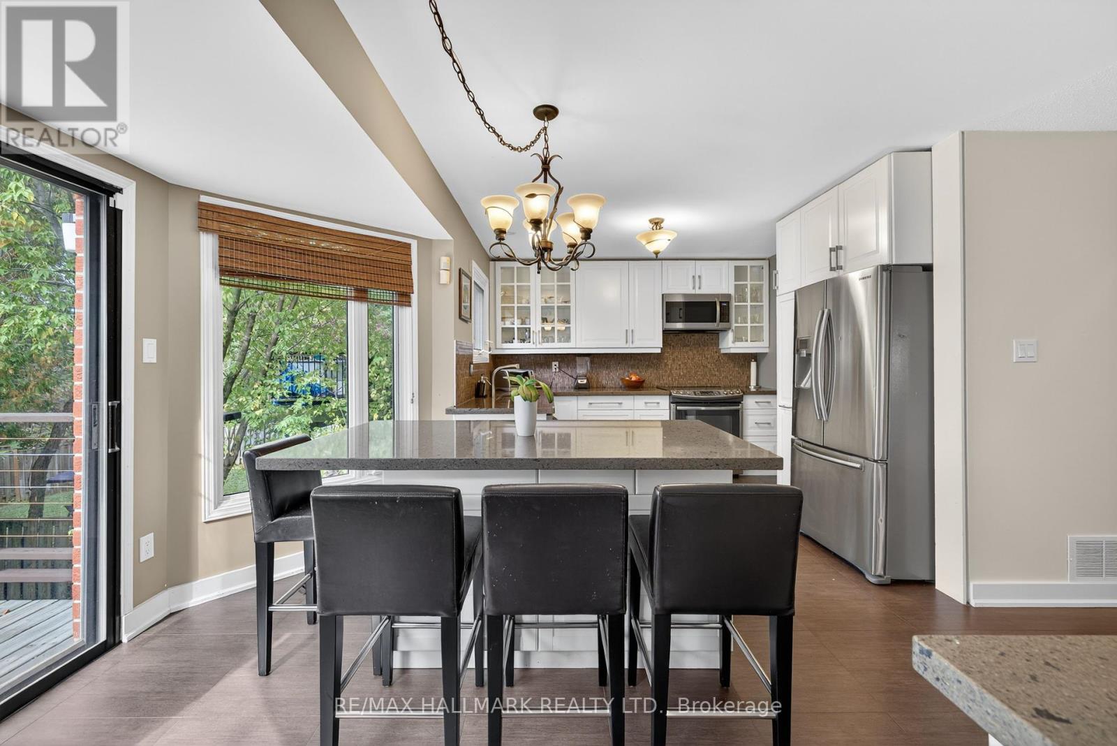 26 Stacey Crescent, Markham, Ontario  L3T 6Z4 - Photo 10 - N12460445