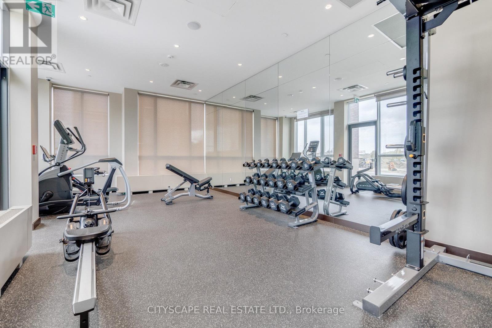 210 - 60 Honeycrisp Crescent, Vaughan, Ontario  L4K 0N5 - Photo 41 - N12460449