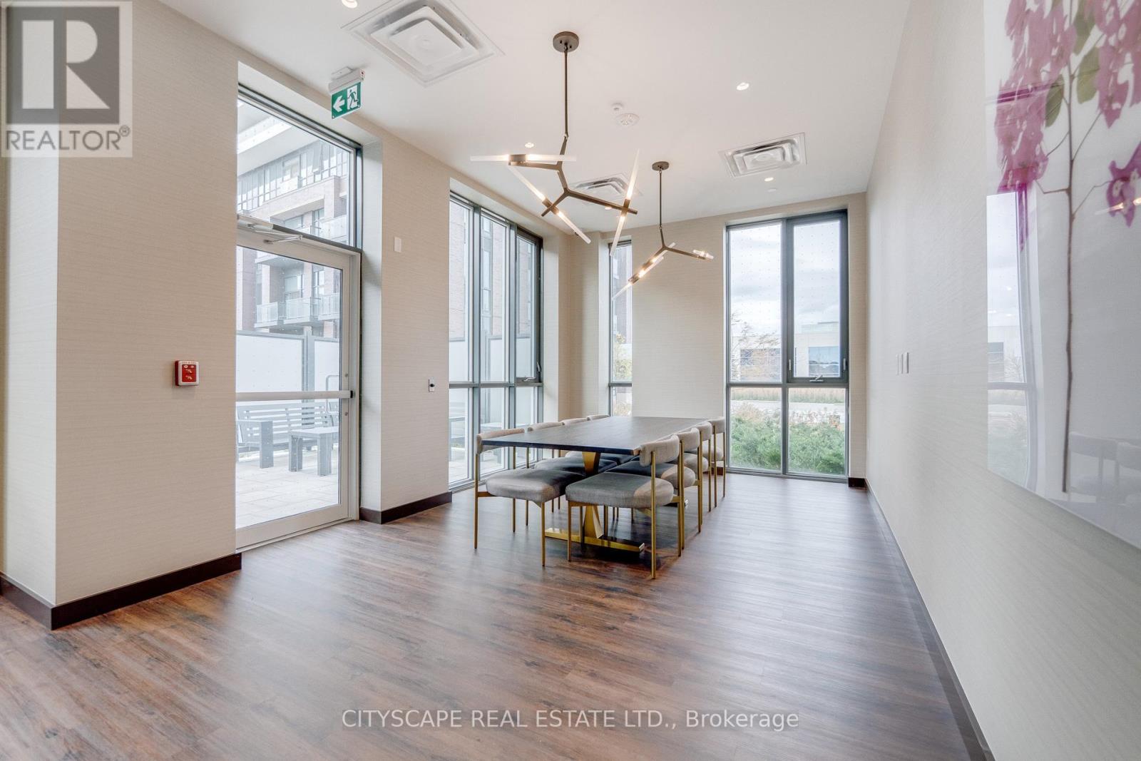 210 - 60 Honeycrisp Crescent, Vaughan, Ontario  L4K 0N5 - Photo 46 - N12460449