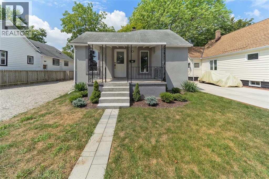 239 Proctor STREET, Sarnia, Ontario