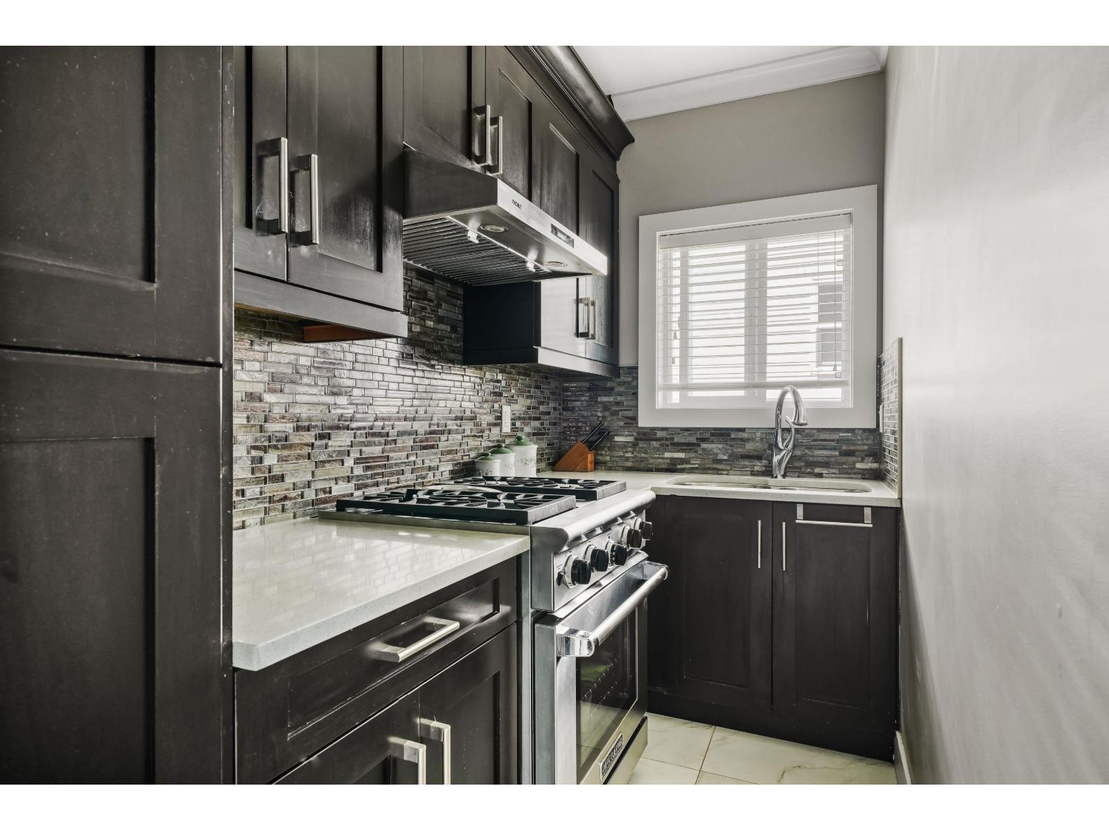 15913 92 Avenue, Surrey, British Columbia  V4N 3A9 - Photo 11 - R3041606