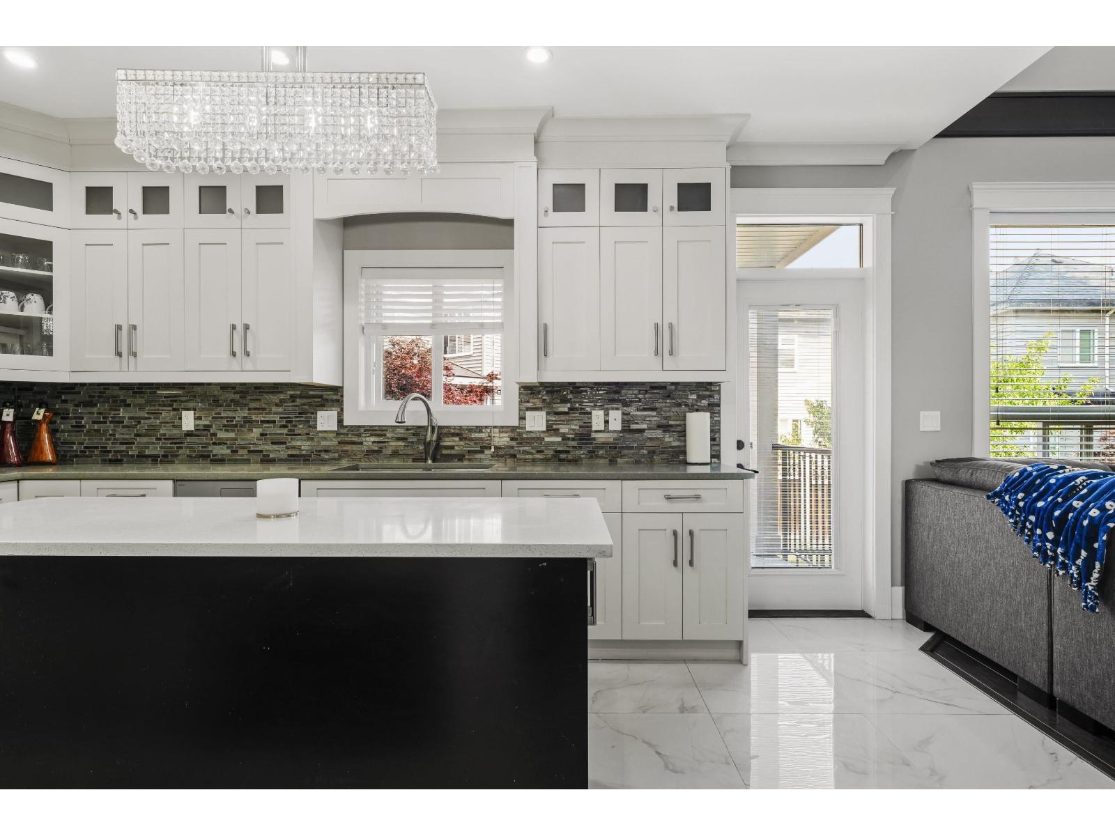 15913 92 Avenue, Surrey, British Columbia  V4N 3A9 - Photo 10 - R3041606