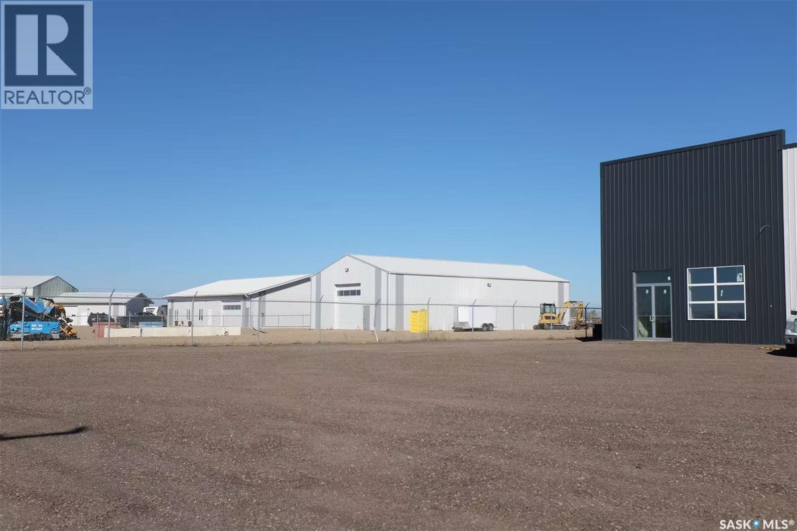 1 213 Service Road W, Langham, Saskatchewan  S0K 2L0 - Photo 5 - SK020728