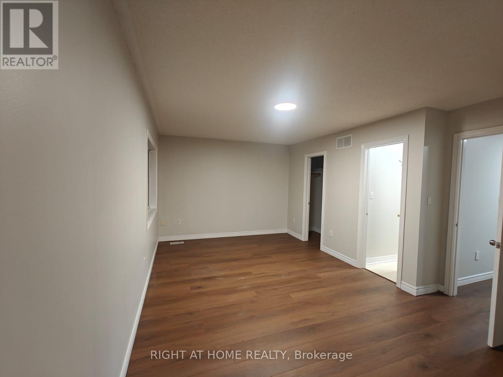 113 Brickyard Way, Brampton, Ontario  L6V 4L7 - Photo 9 - W12460341