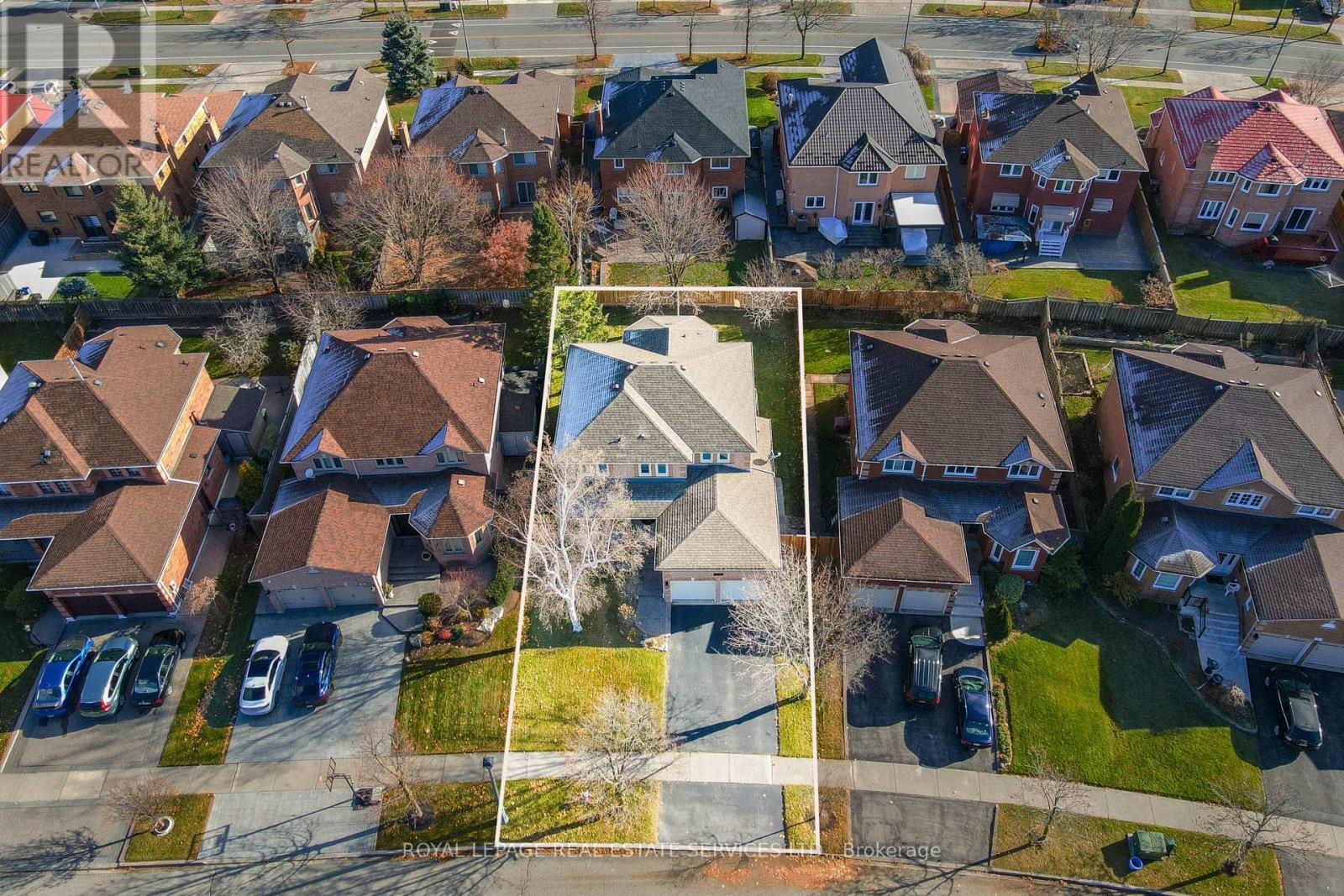 1074 Bradbury Chase, Mississauga, Ontario  L5V 1J7 - Photo 42 - W12460346