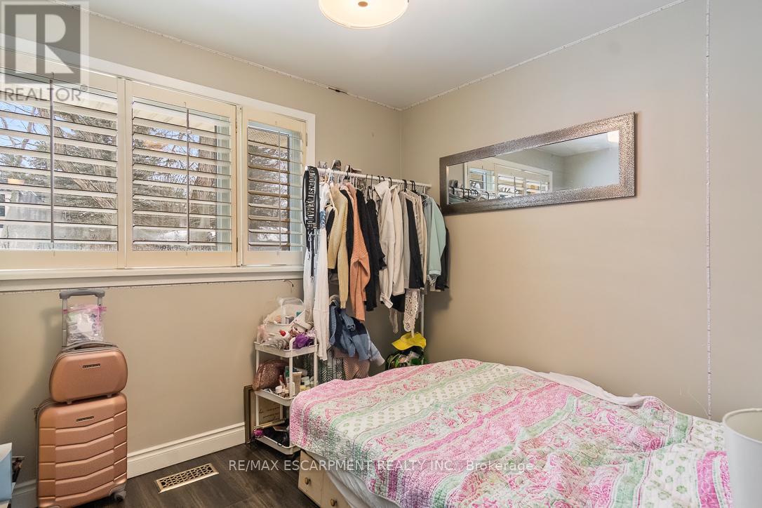 177 Woodhaven Park Drive, Oakville, Ontario  L6L 4K4 - Photo 26 - W12460357