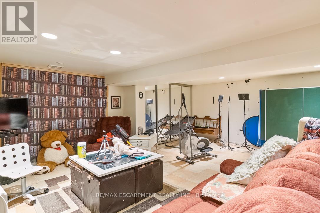 177 Woodhaven Park Drive, Oakville, Ontario  L6L 4K4 - Photo 27 - W12460357