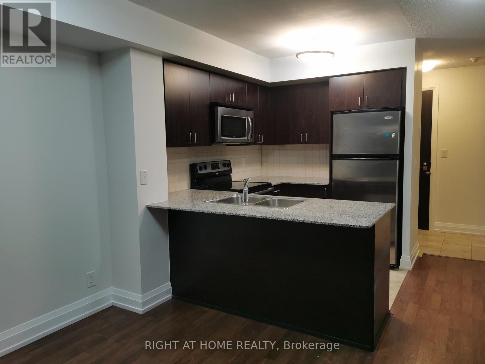 707 - 55 De Boers Drive, Toronto, Ontario  M3J 0G5 - Photo 5 - W12460374
