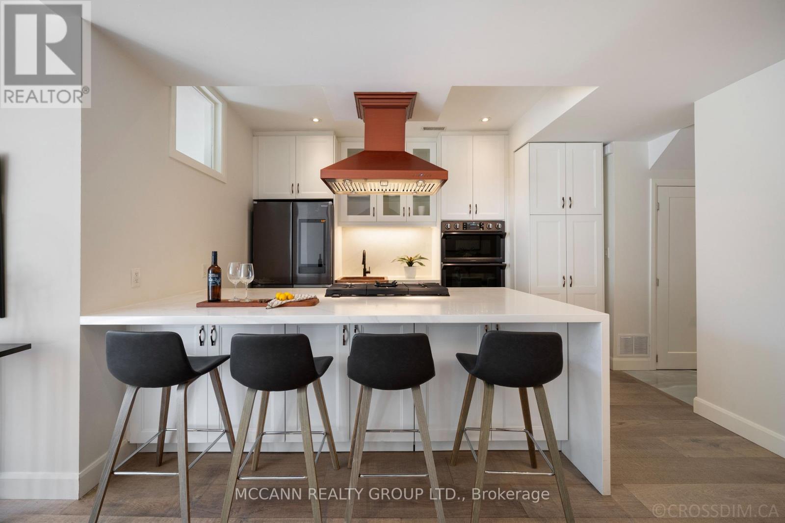 217 Pearson Avenue, Toronto (High Park-Swansea), Ontario  M6R 1G6 - Photo 10 - W12460378