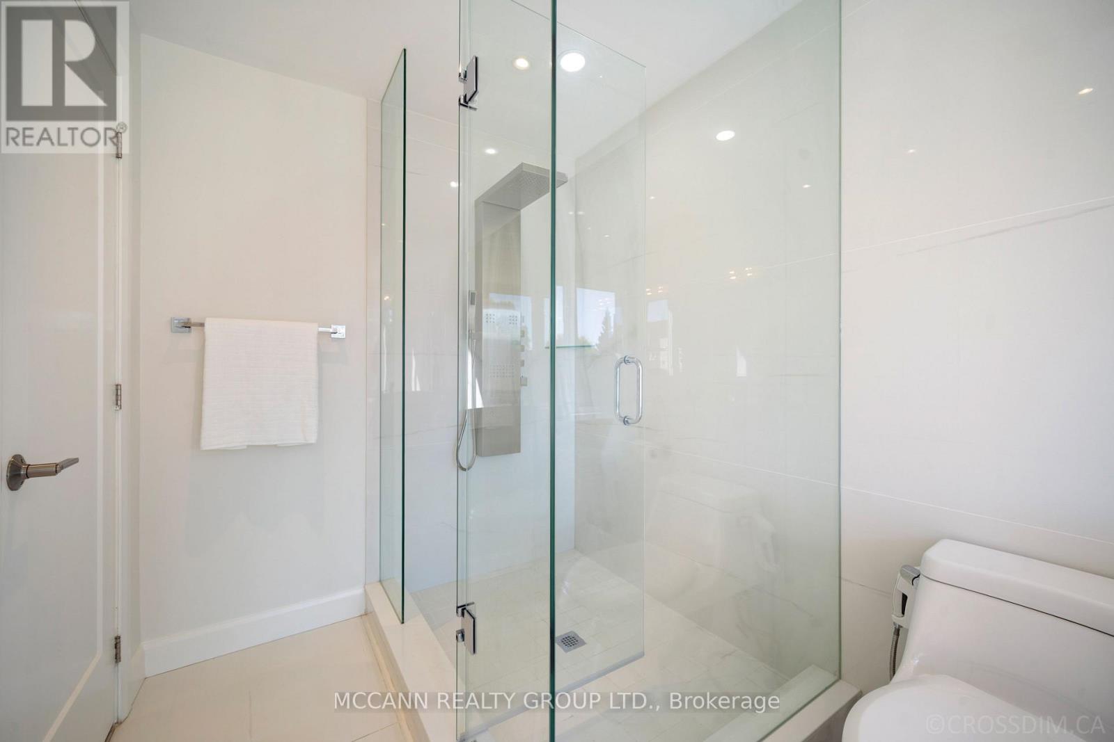 217 Pearson Avenue, Toronto (High Park-Swansea), Ontario  M6R 1G6 - Photo 21 - W12460378