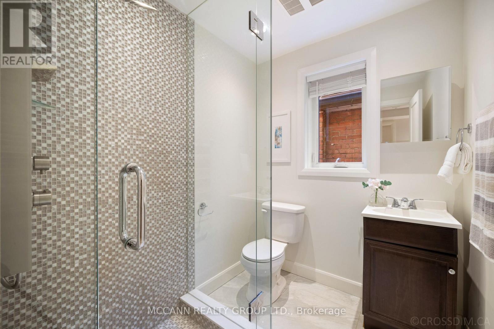 217 Pearson Avenue, Toronto (High Park-Swansea), Ontario  M6R 1G6 - Photo 42 - W12460378