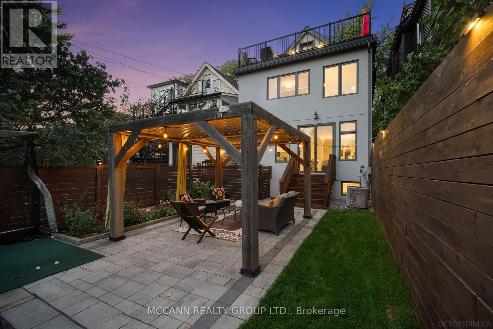 217 Pearson Avenue, Toronto (High Park-Swansea), Ontario  M6R 1G6 - Photo 47 - W12460378