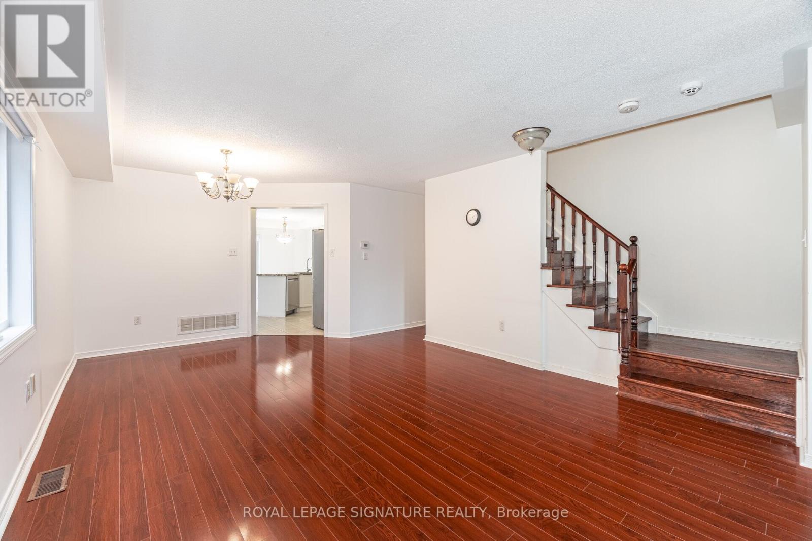 103 Native Landing, Brampton (Fletcher's Creek Village), Ontario  L6X 5A8 - Photo 11 - W12460384
