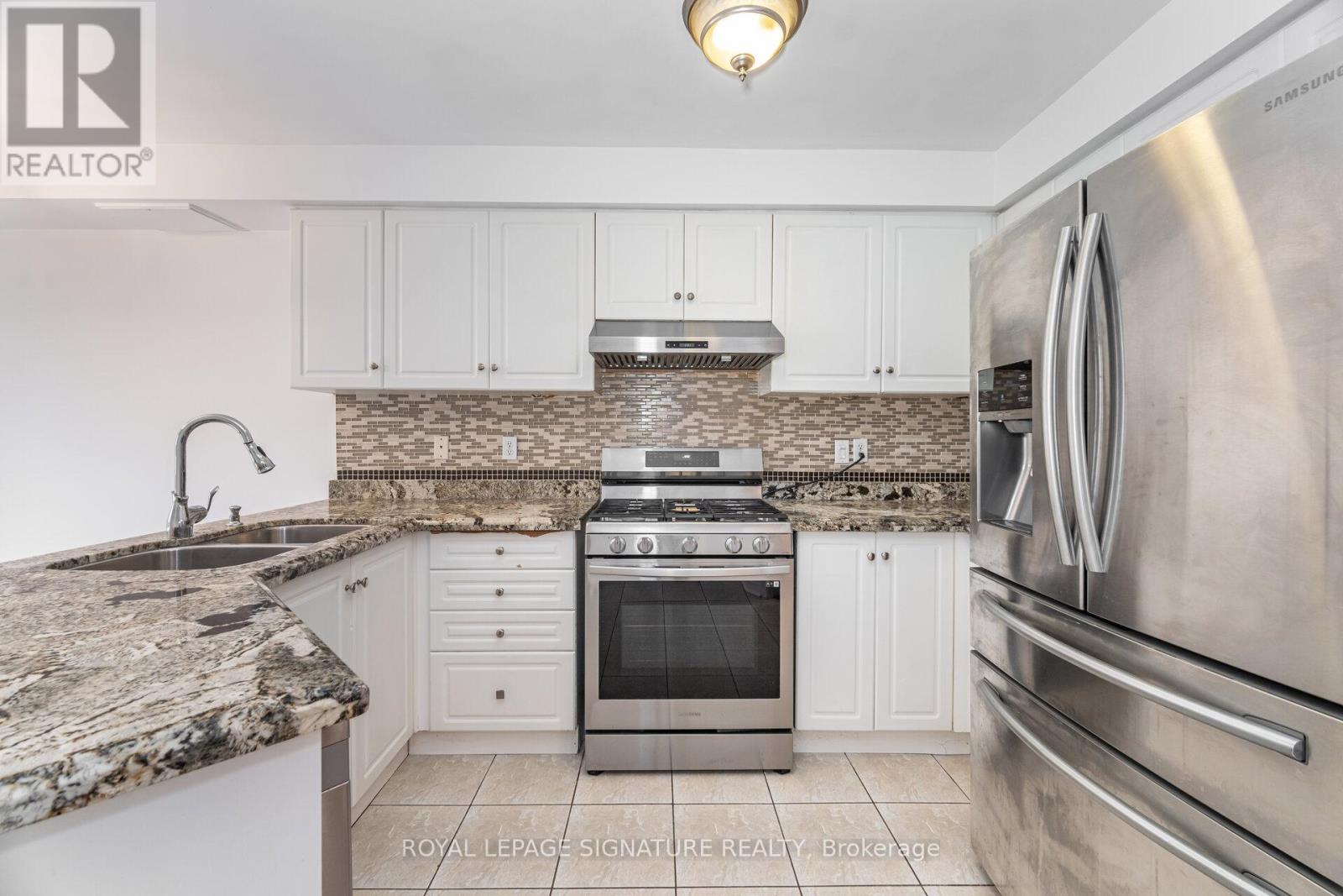 103 Native Landing, Brampton (Fletcher's Creek Village), Ontario  L6X 5A8 - Photo 14 - W12460384