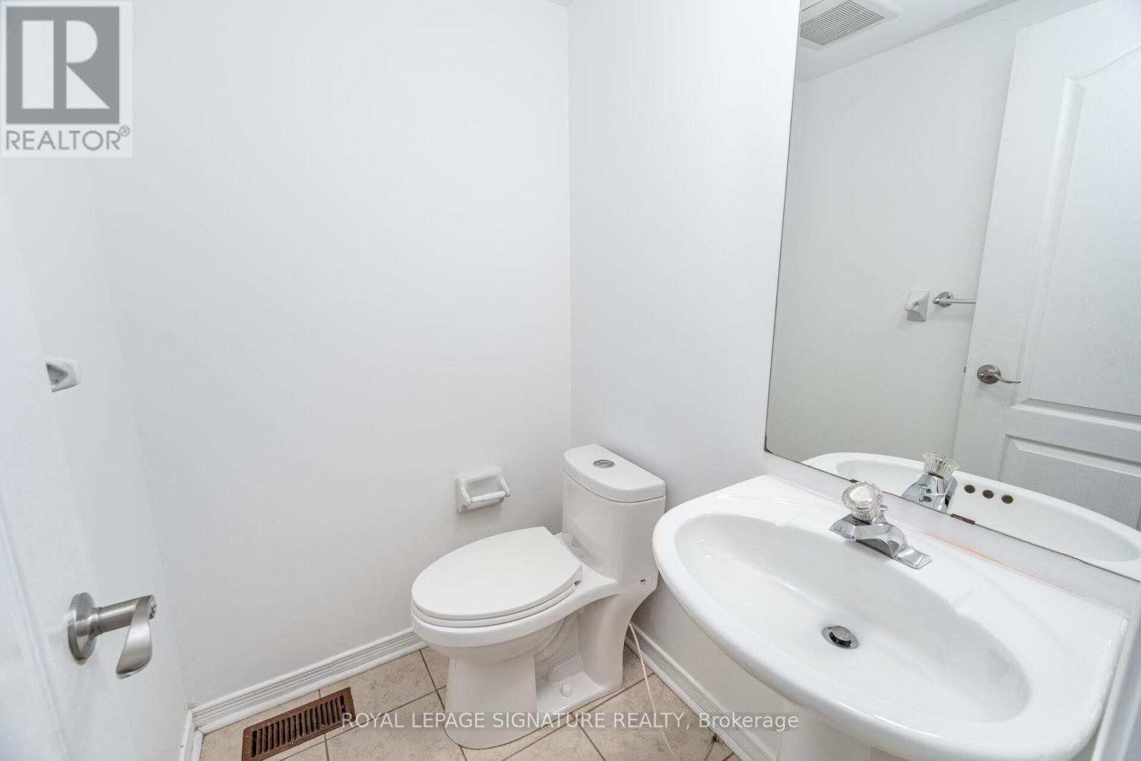 103 Native Landing, Brampton (Fletcher's Creek Village), Ontario  L6X 5A8 - Photo 21 - W12460384