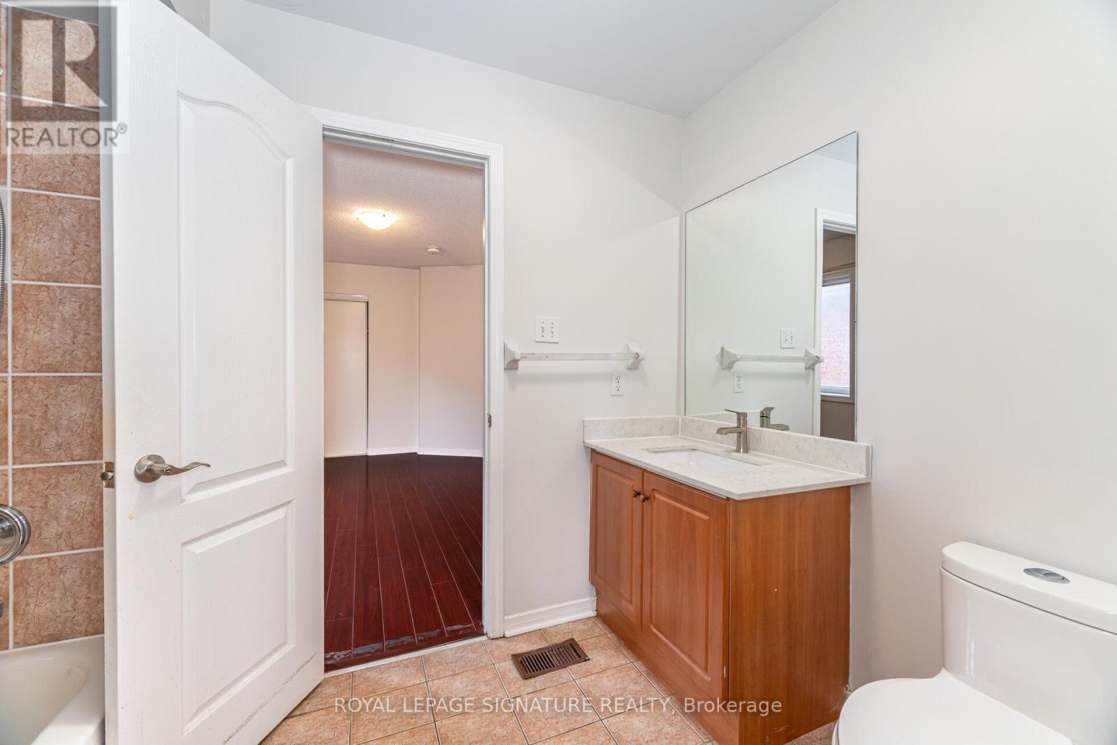 103 Native Landing, Brampton (Fletcher's Creek Village), Ontario  L6X 5A8 - Photo 36 - W12460384
