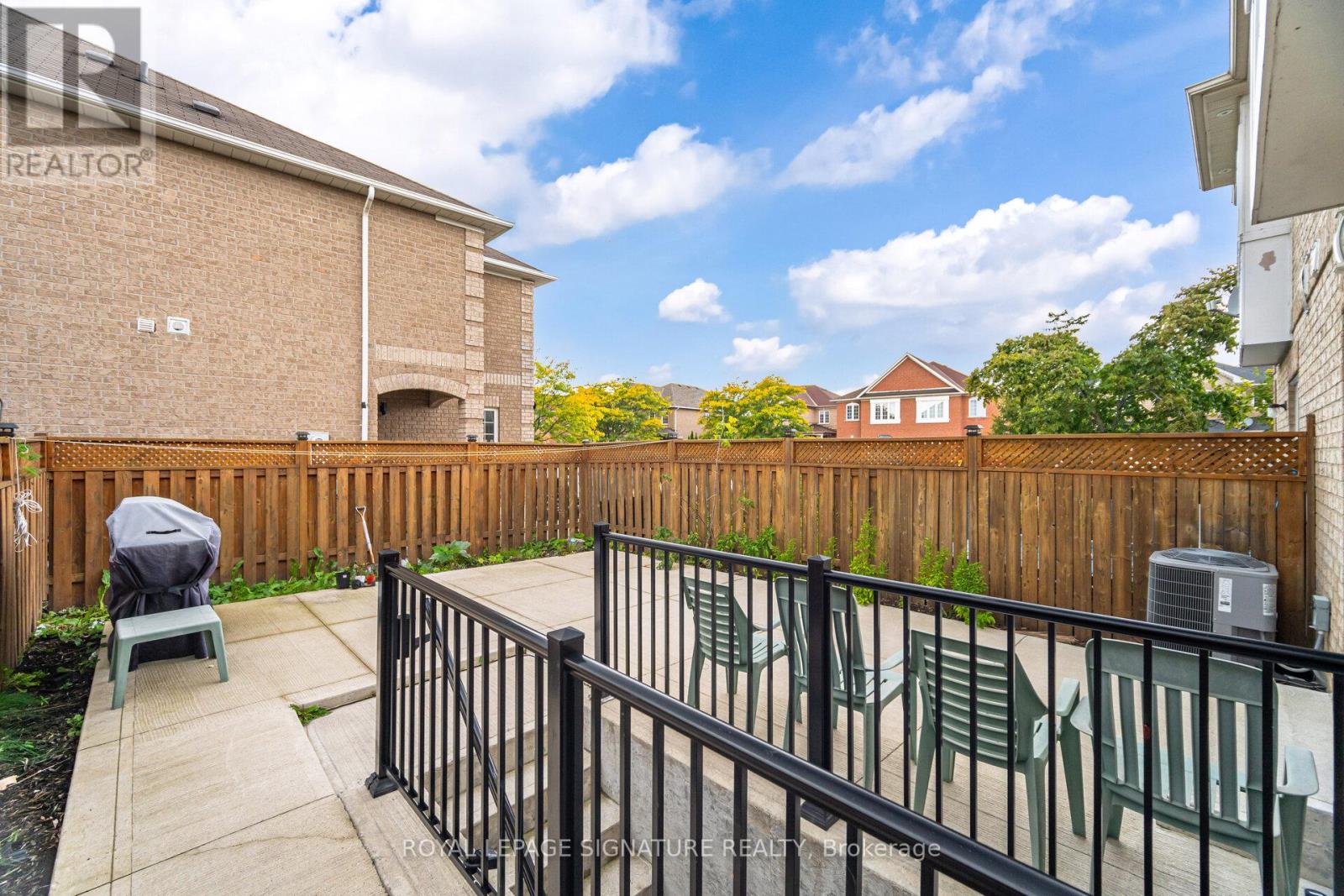 103 Native Landing, Brampton (Fletcher's Creek Village), Ontario  L6X 5A8 - Photo 38 - W12460384