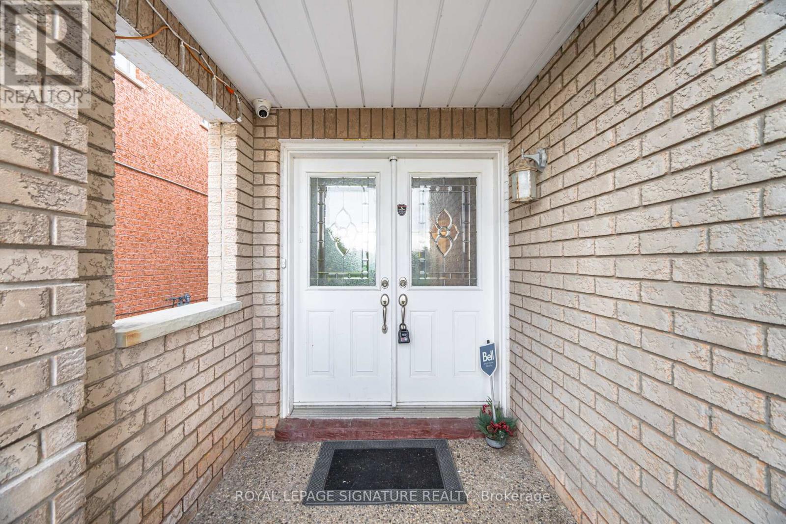 103 Native Landing, Brampton (Fletcher's Creek Village), Ontario  L6X 5A8 - Photo 5 - W12460384