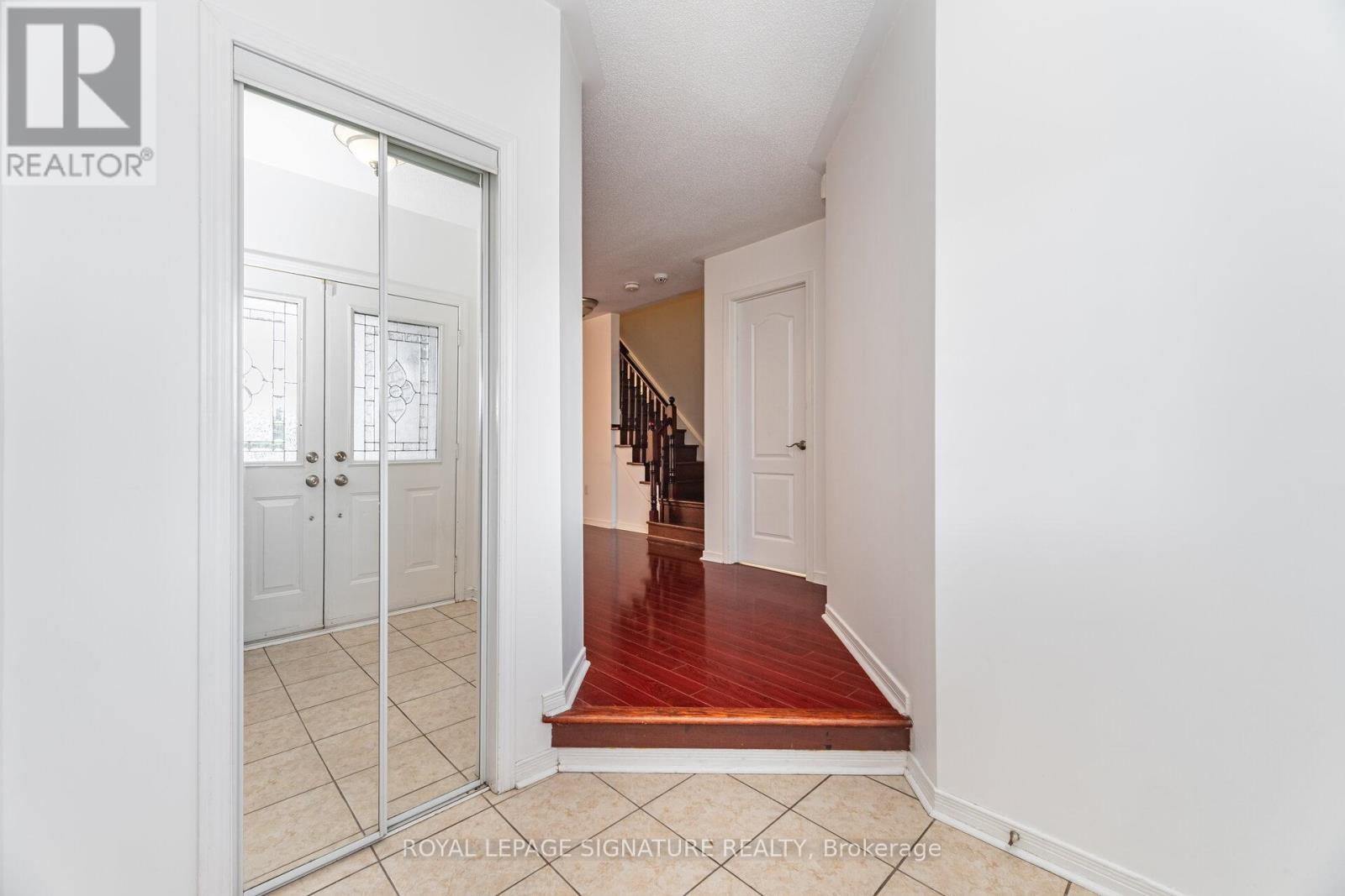 103 Native Landing, Brampton (Fletcher's Creek Village), Ontario  L6X 5A8 - Photo 7 - W12460384