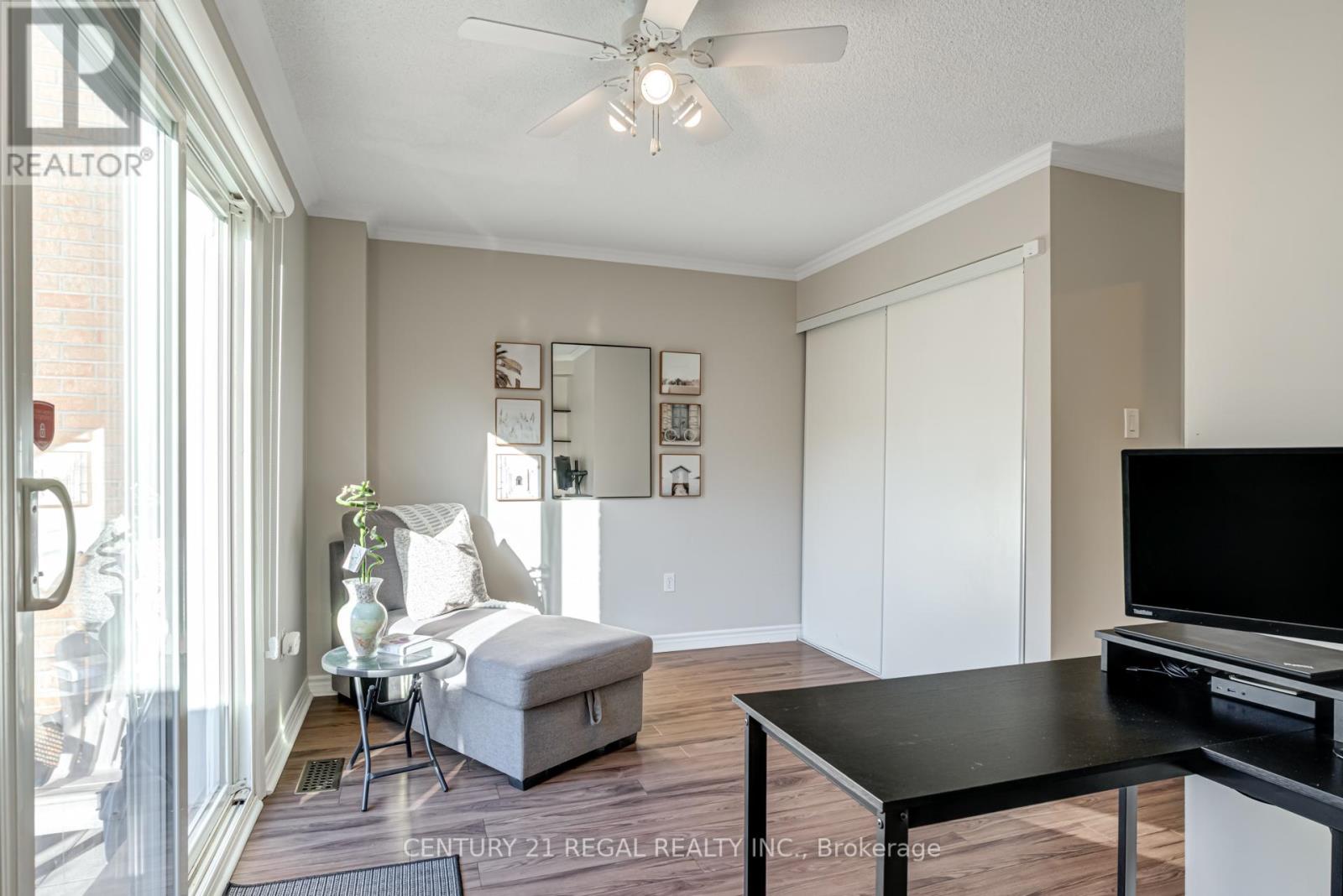 19 - 45 Bristol Road E, Mississauga (Hurontario), Ontario  L4Z 3P5 - Photo 5 - W12460395