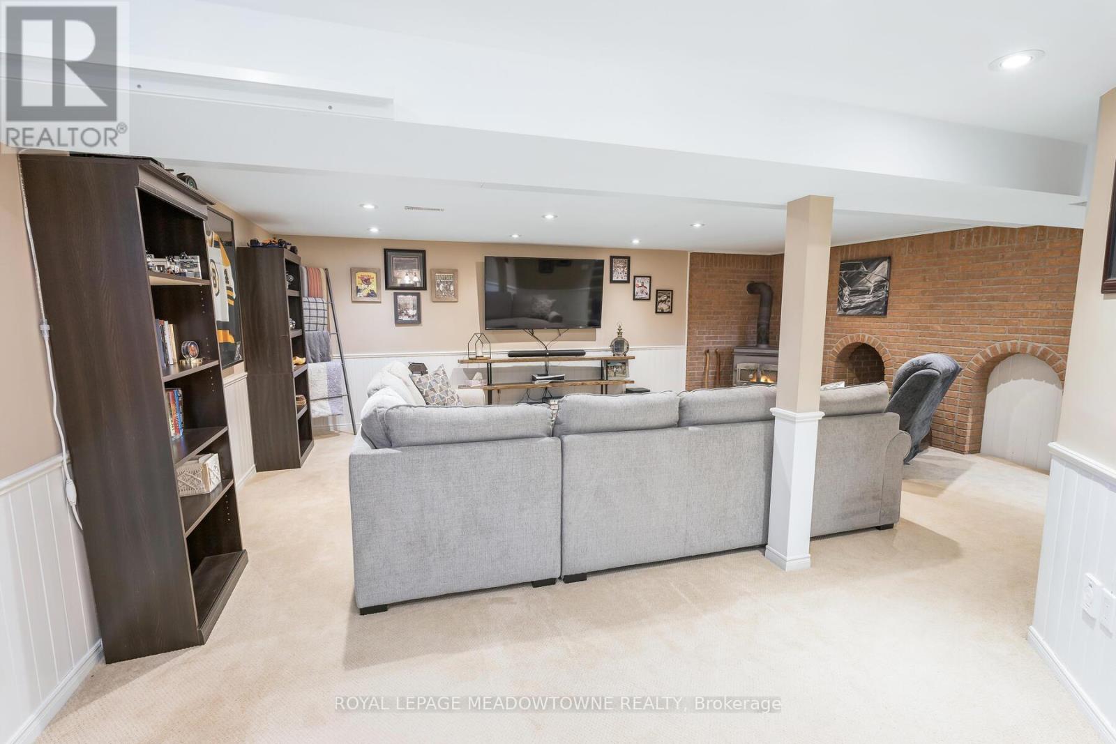 32 Joycelyn Crescent, Halton Hills (Georgetown), Ontario  L7G 2S4 - Photo 29 - W12460400