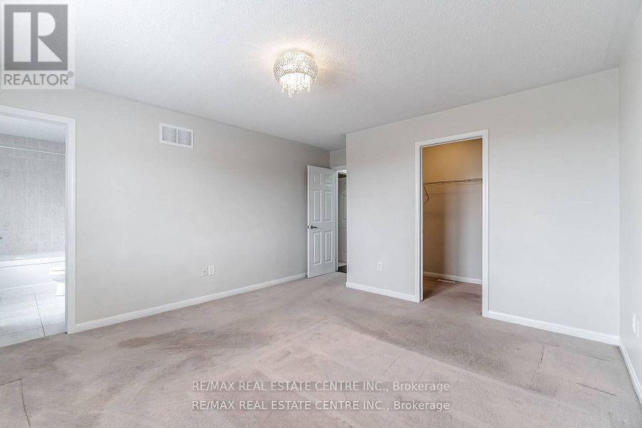 989 Farmstead Drive, Milton, Ontario  L9T 8J1 - Photo 25 - W12460401