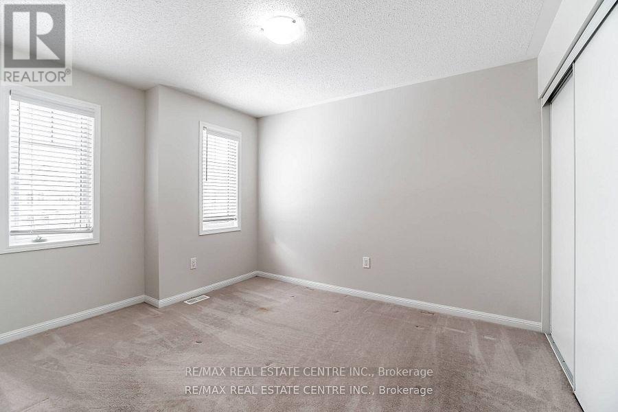 989 Farmstead Drive, Milton, Ontario  L9T 8J1 - Photo 28 - W12460401