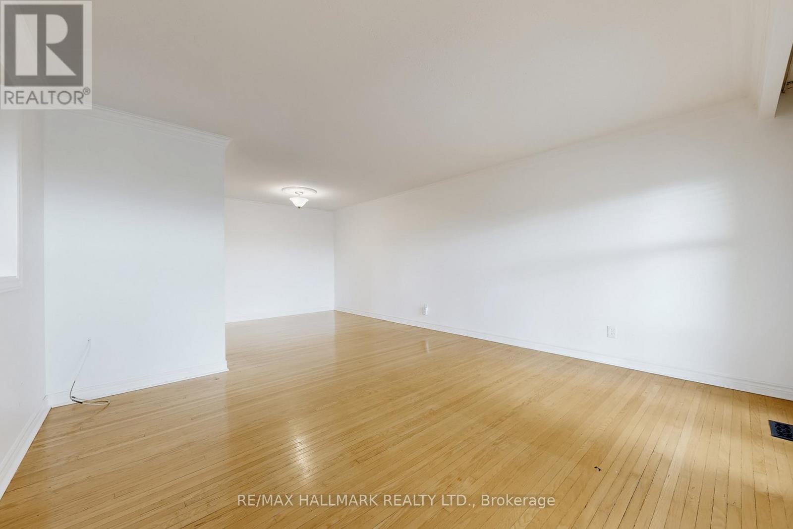 154 Shoreham Drive, Toronto, Ontario  M3N 1T2 - Photo 9 - W12460414