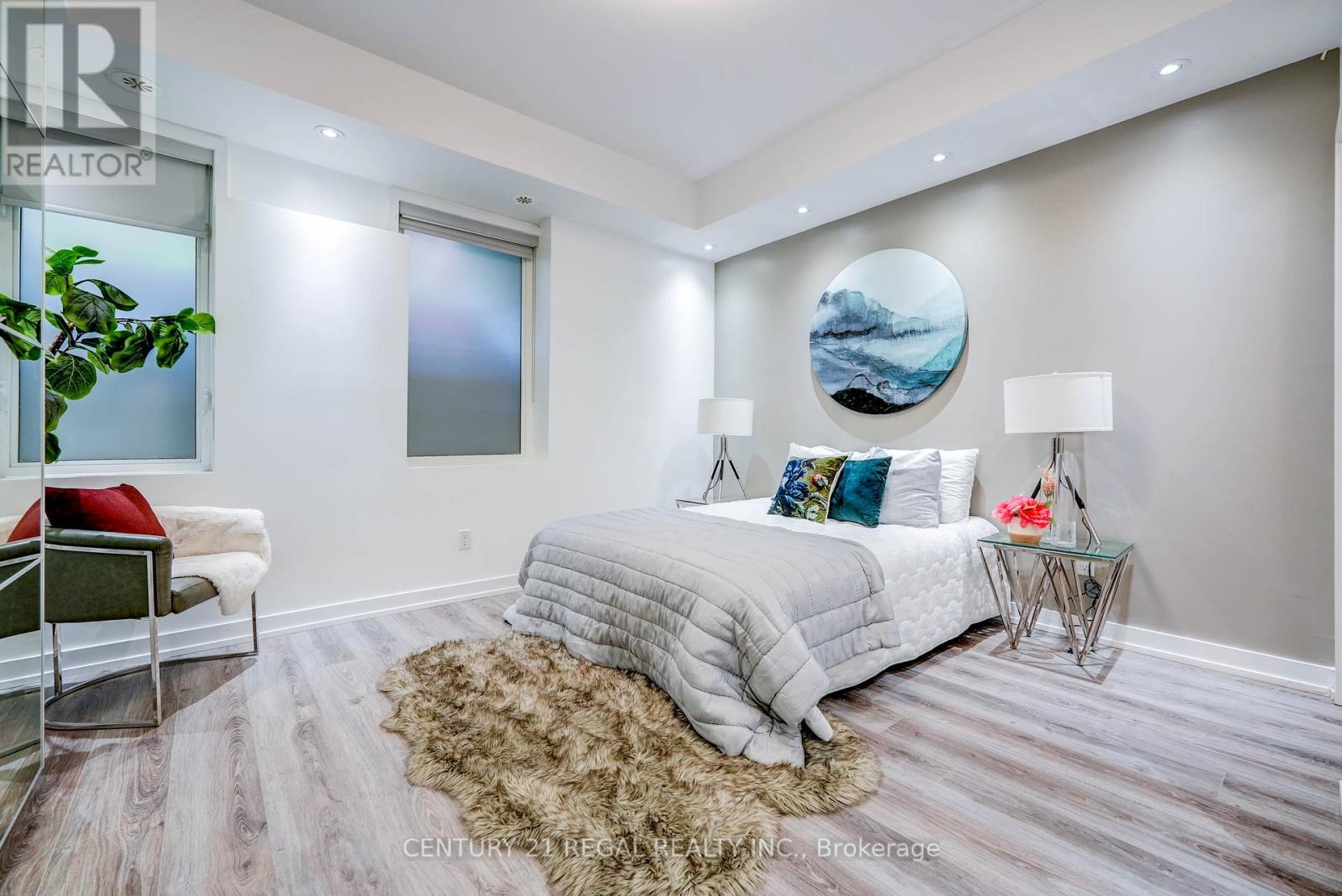 5b - 867 Wilson Avenue, Toronto, Ontario  M3K 0A4 - Photo 12 - W12460422