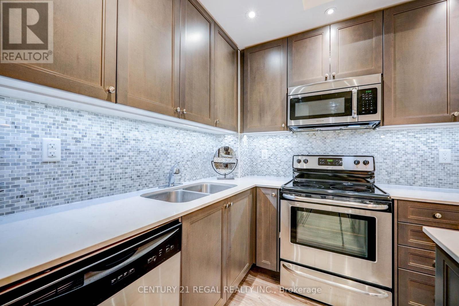 5b - 867 Wilson Avenue, Toronto, Ontario  M3K 0A4 - Photo 8 - W12460422