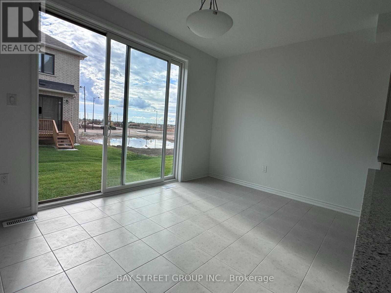 1508 Rothbury Cres Crescent, Milton, Ontario  L9E 2H4 - Photo 11 - W12460424