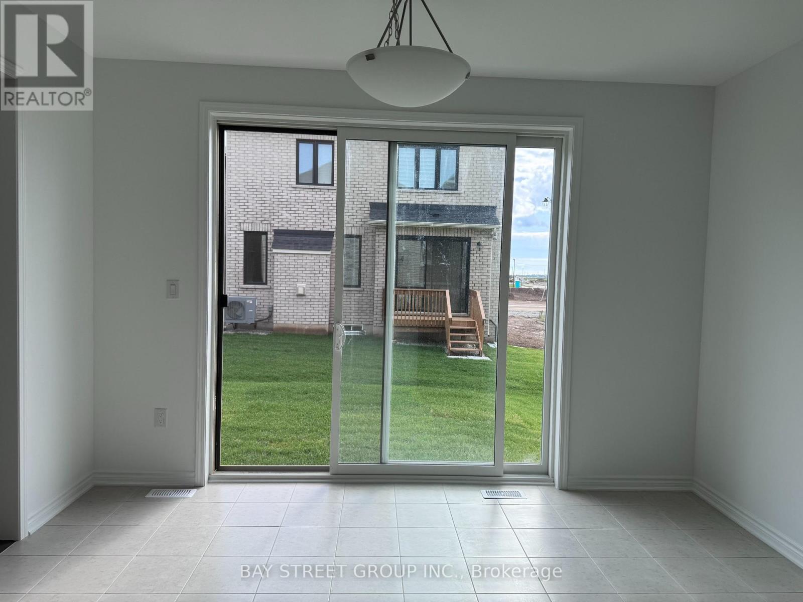 1508 Rothbury Cres Crescent, Milton, Ontario  L9E 2H4 - Photo 13 - W12460424