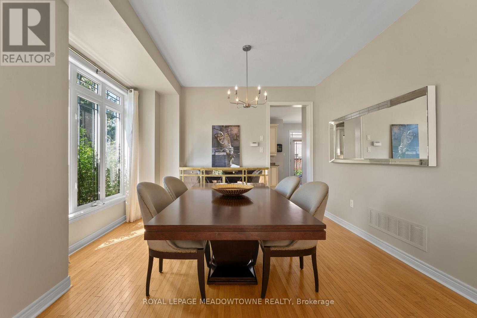 9 Black Bear Trail, Brampton, Ontario  L6Y 5L2 - Photo 2 - W12460427