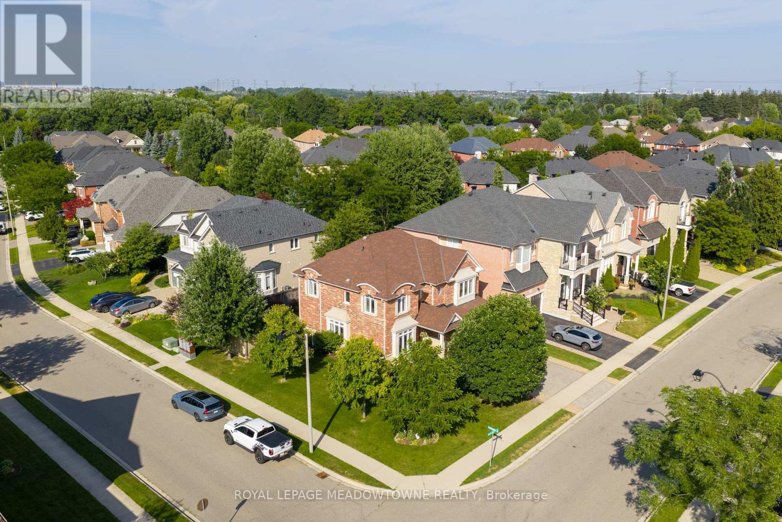 9 Black Bear Trail, Brampton, Ontario  L6Y 5L2 - Photo 40 - W12460427
