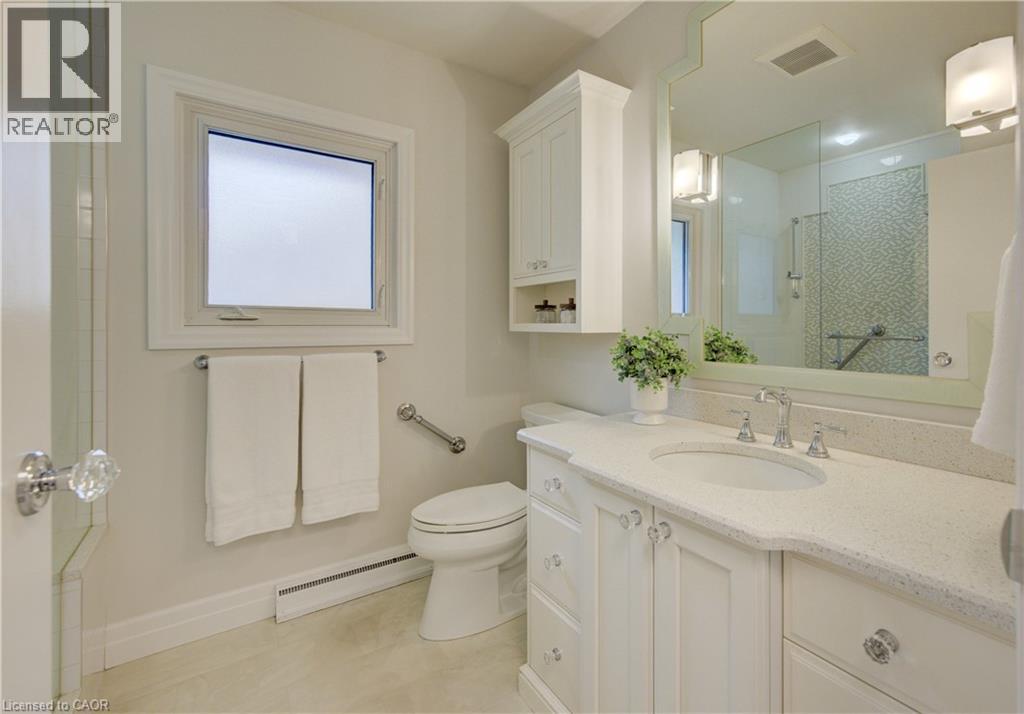 196 Lourdes Street, Waterloo, Ontario  N2L 1N7 - Photo 17 - 40778584