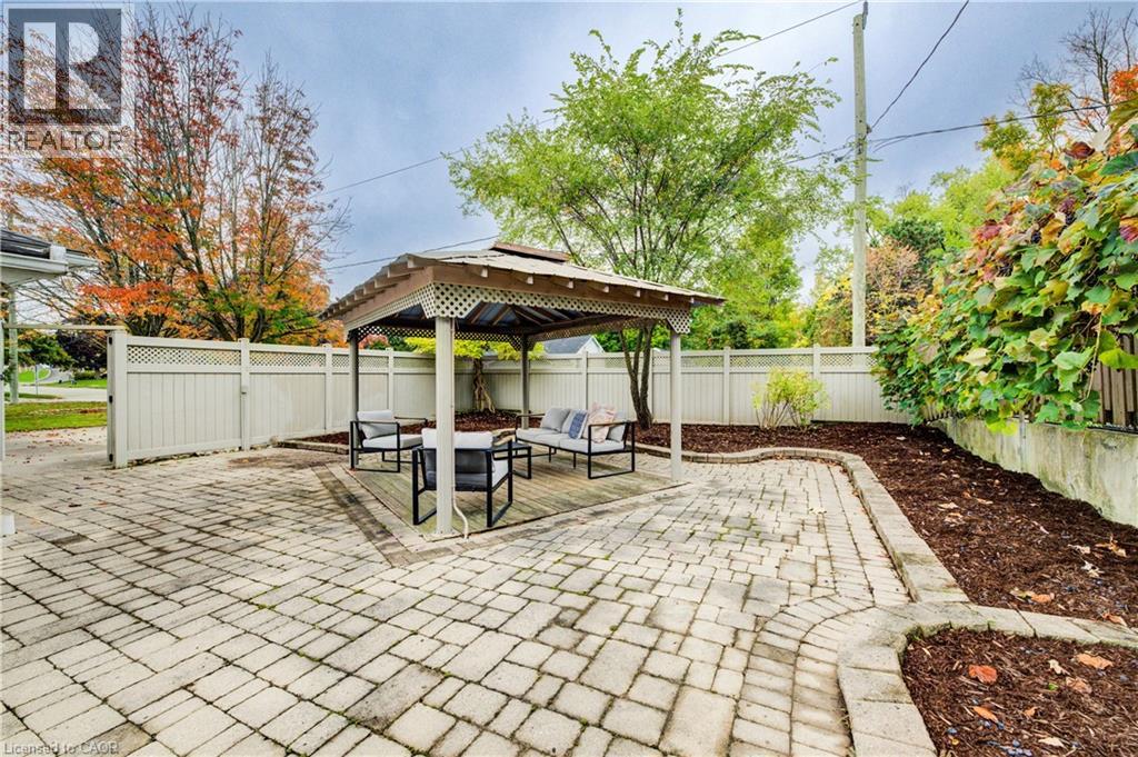 196 Lourdes Street, Waterloo, Ontario  N2L 1N7 - Photo 31 - 40778584