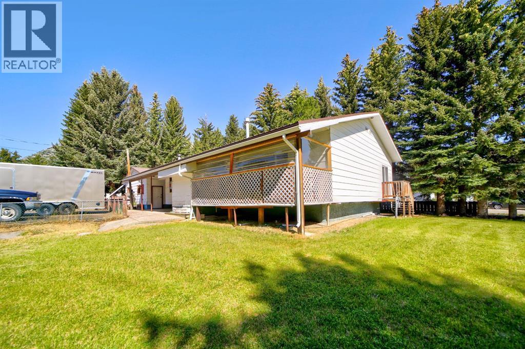 901 230 Street, Hillcrest, Alberta  T0K 1C0 - Photo 6 - A2251898