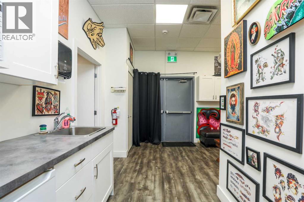 329 5 Street S, Lethbridge, Alberta  T1J 0N3 - Photo 11 - A2256215