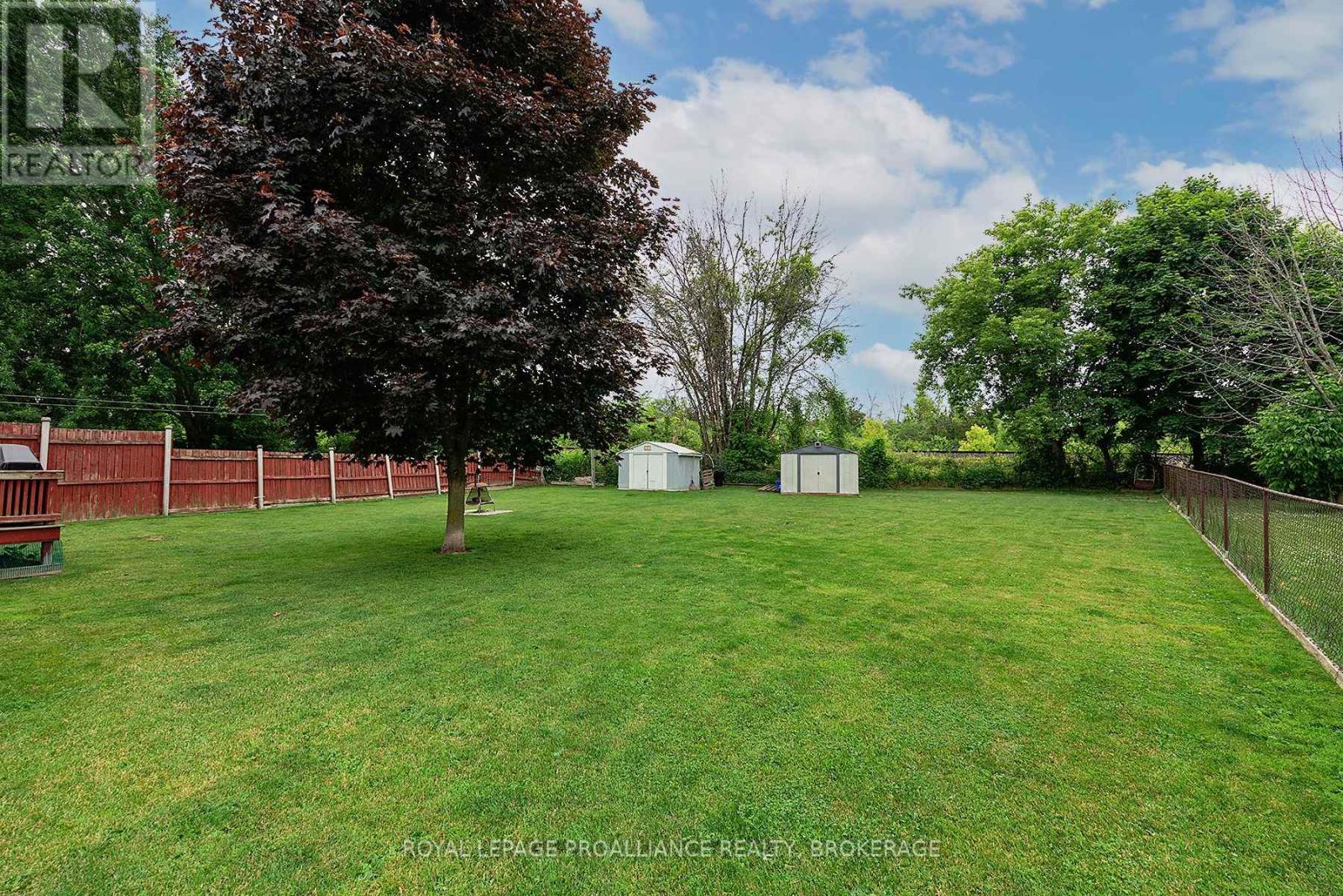 50 Morden Crescent, Loyalist, Ontario  K7N 1K2 - Photo 23 - X12460652